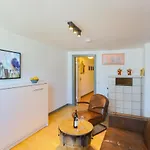 Im Einhornhaus