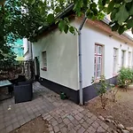 Im Einhornhaus